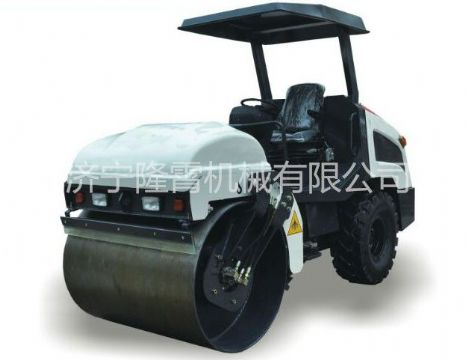 點擊查看詳細信息<br>標題：4噸單鋼輪振動壓路機 閱讀次數：3779